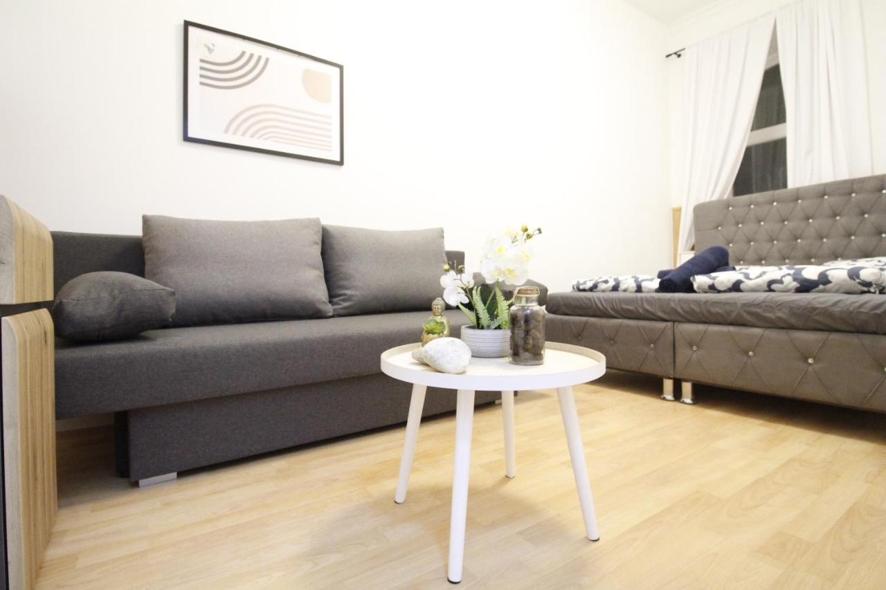 Comfort Triple Room Th Wien Ngoại thất bức ảnh