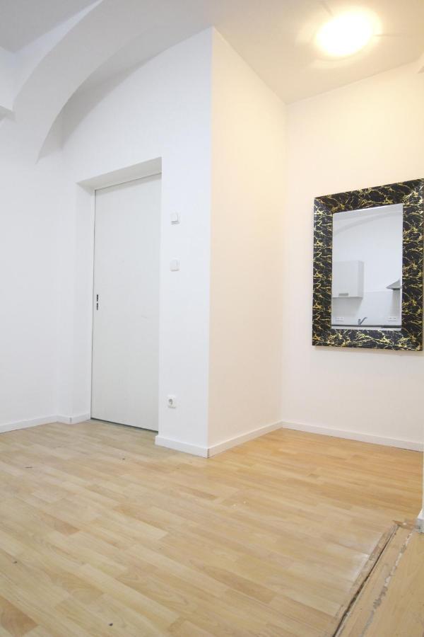 Comfort Triple Room Th Wien Ngoại thất bức ảnh
